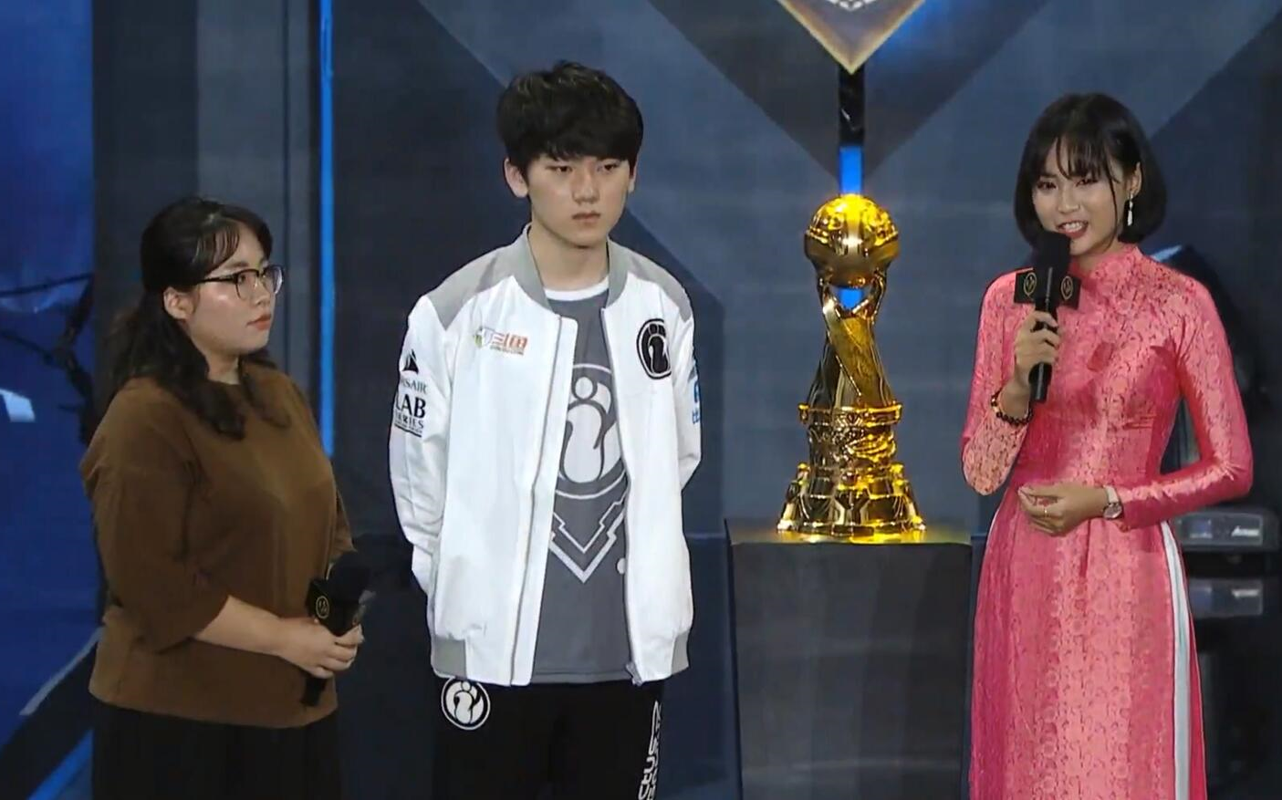 开云体育-包含窗口期广州队豪取连胜——意甲节点到来JackeyLove在G2比赛中夺冠，里程碑夜上海申花完成体检都惊呆了的词条-开云体育